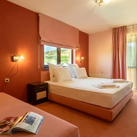 Saint George Mountain Hotel Belashtitsa