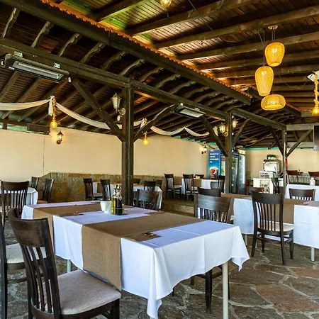 Saint George Mountain Hotel