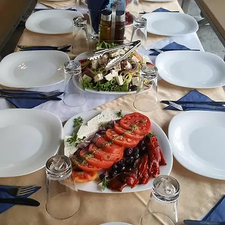 Saint George Mountain Hotel *