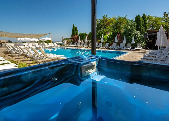 Saint George Mountain Hotel *